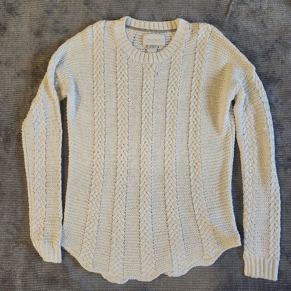 Brochu Walker Cable Knit Women Med sweater Ivory Linen Blend Shimmer  Scalloped,